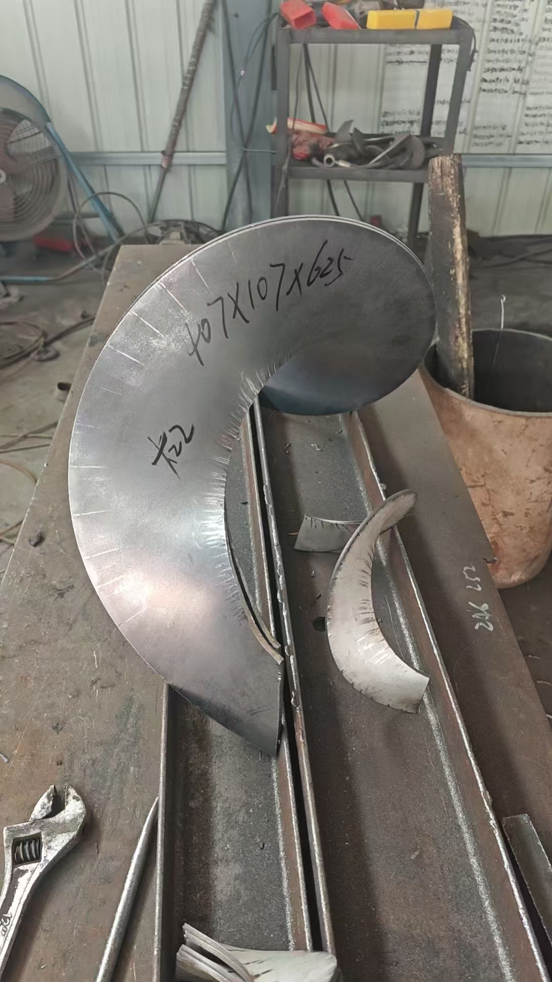 忻州市螺旋蛟龙叶片耐磨螺旋叶片 - 方案